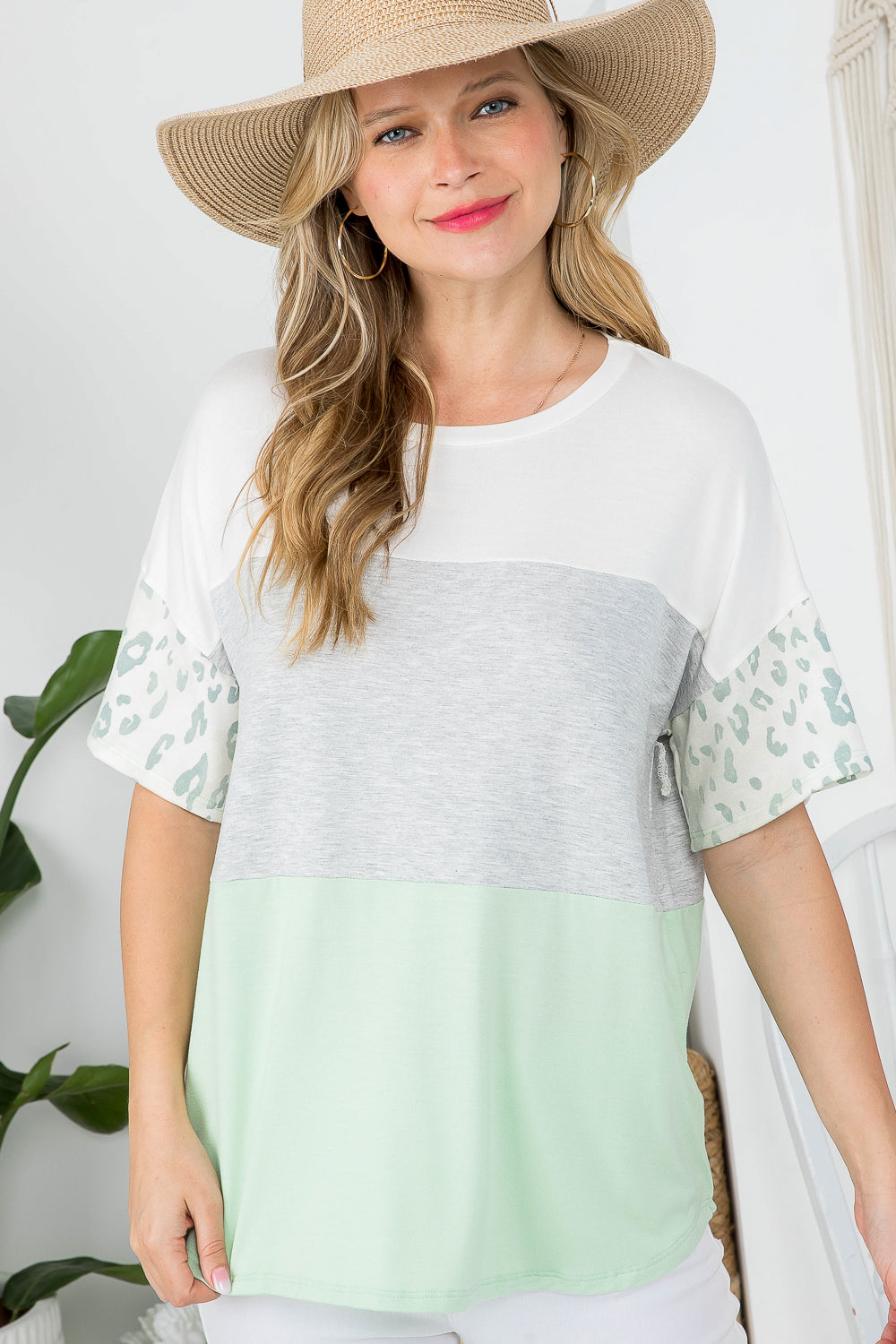 SOLID ANIMAL MIXED COLORBLOCK TOP