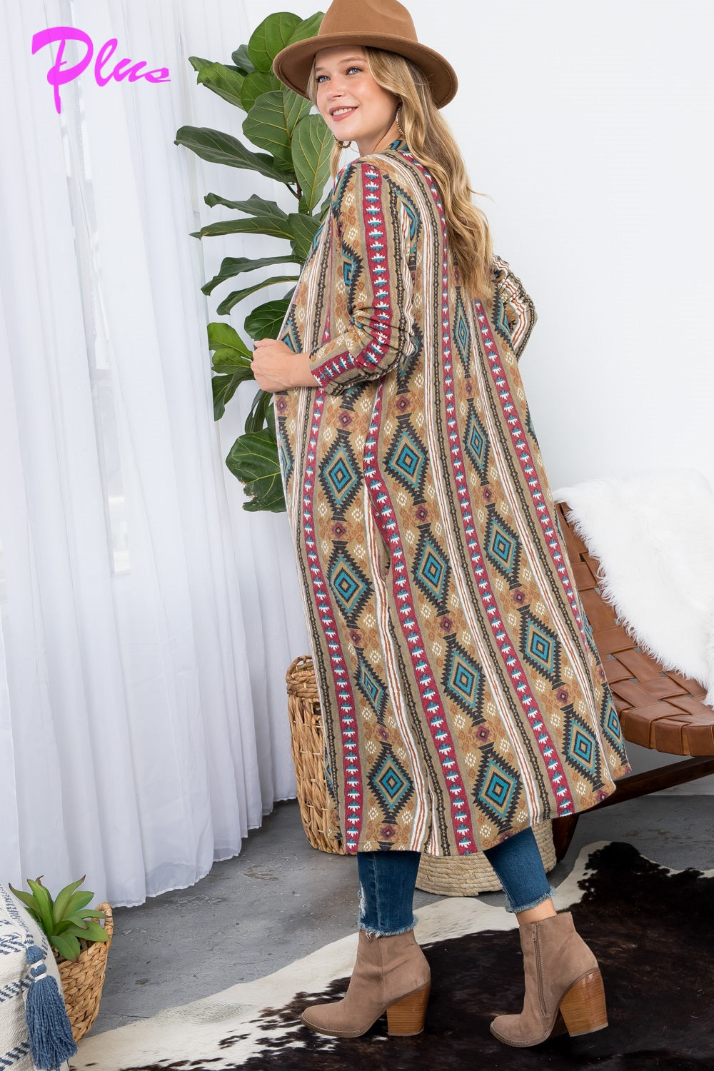 PLUS AZTEC PRINT LONG CARDIGAN