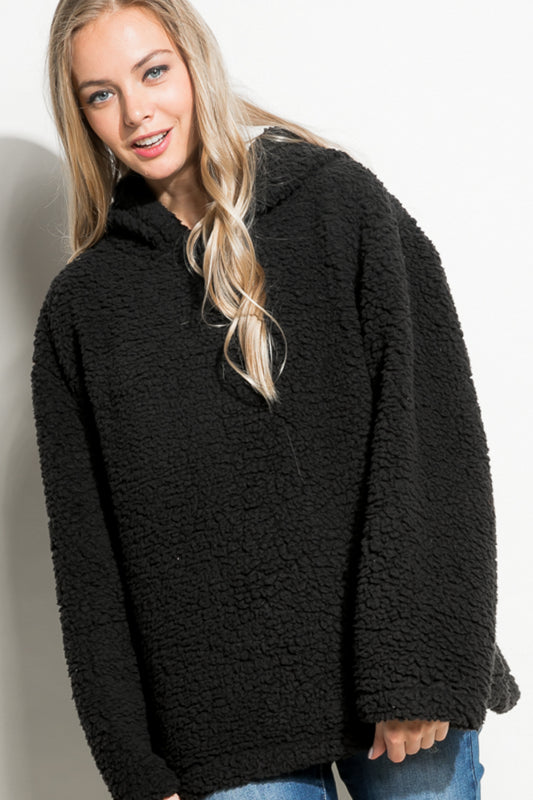 FUZZY FAUX FUR OVERSIZED SWEATSHIRT