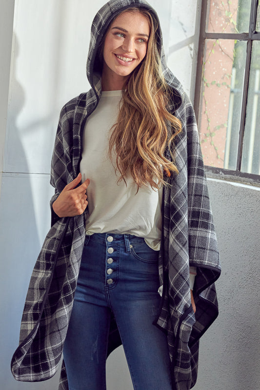 TOGGLE CLOSE PLAID PONCHO