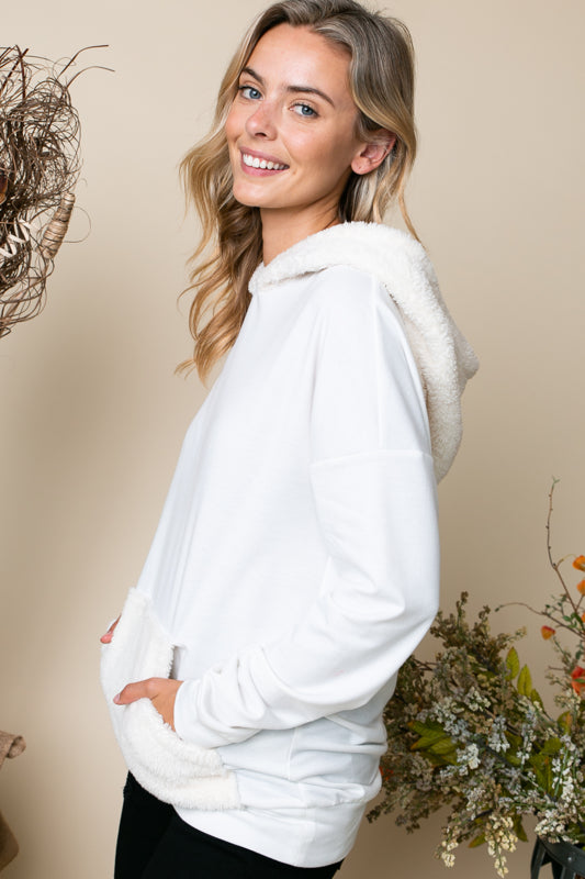 FAUX FUR SWEATSHIRT