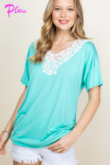 PLUS CROCHET NECK PATCH TOP