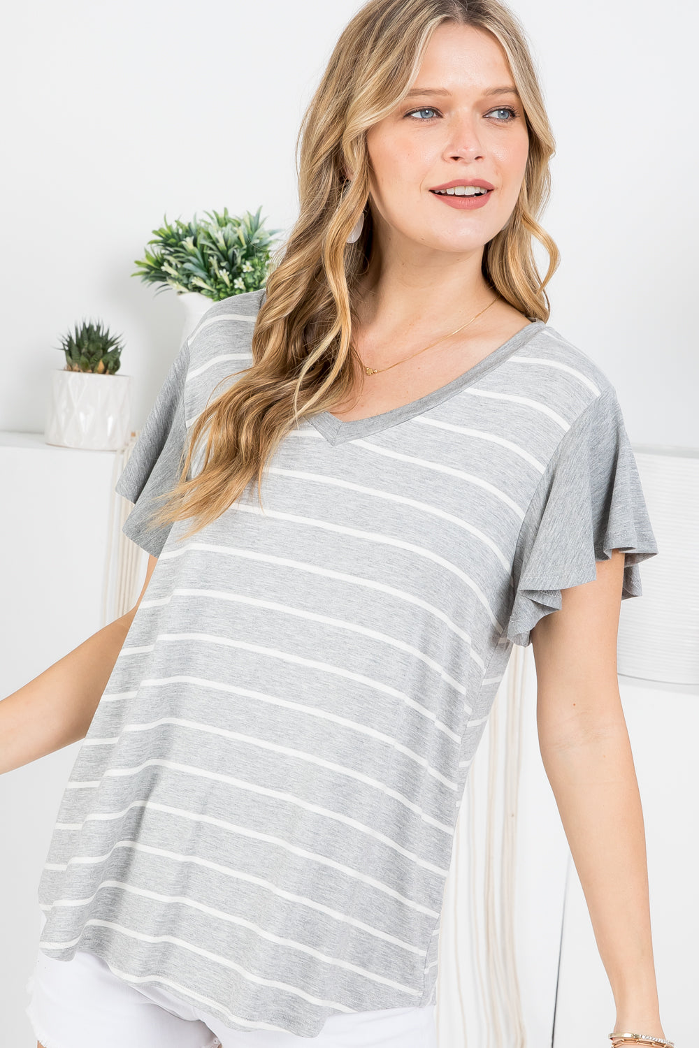 STRIPE AND SOLID MIXED TOP