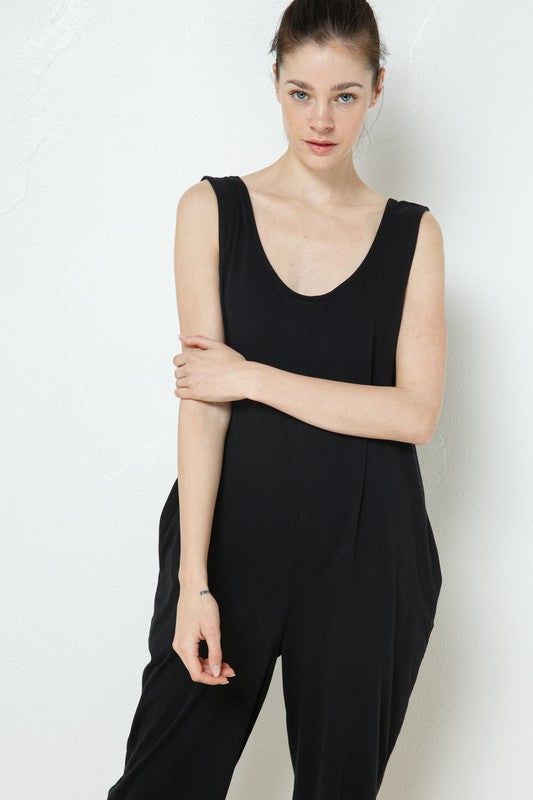 EN-JP90191-COTTON SLEEVELESS CROP LEG JUMPSUIT