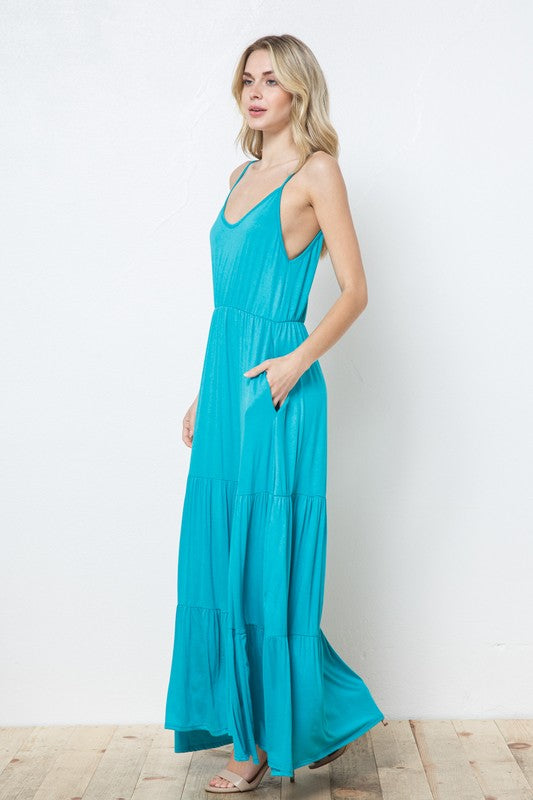 EN-D31338-Tiered Sleeveless Maxi Dress with Pockets