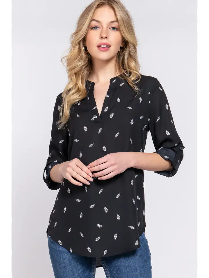 SI-24761 Slim Fit 3/4 Roll Up Slv V-Neck Print Blouse