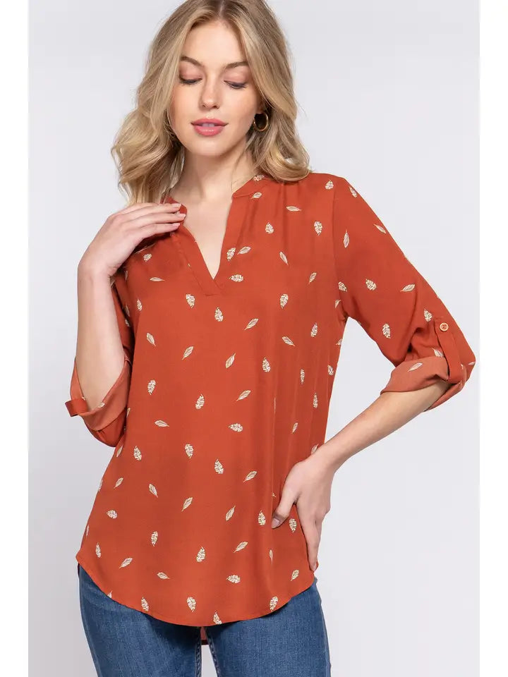 SI-24761 Slim Fit 3/4 Roll Up Slv V-Neck Print Blouse