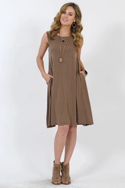 SI-26091 42pops Signature Side Pockets Dress